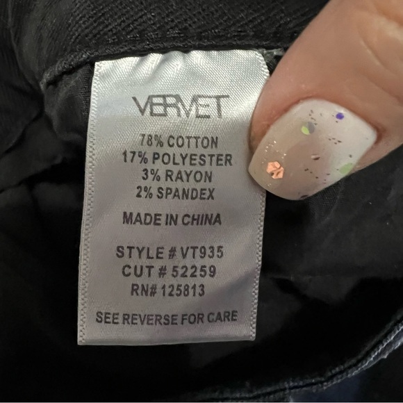 Vervet Black Mom High Rise Denim Shorts - Picture 5 of 6